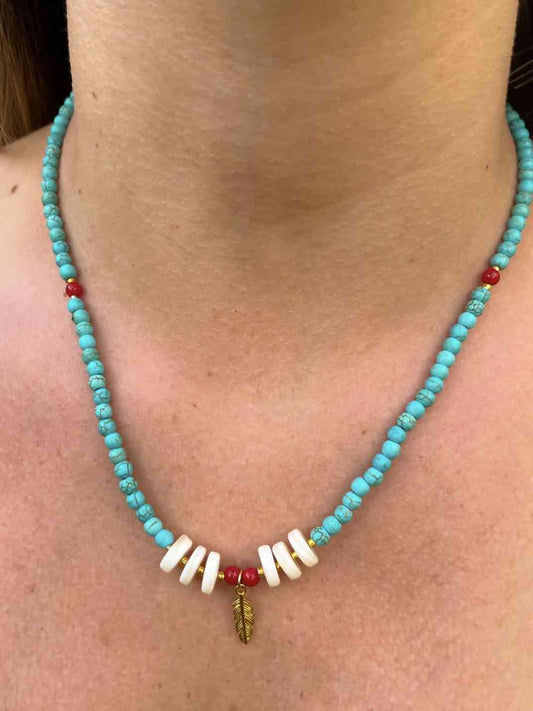 Collar de turquesas, jade y gema hilado a mano turquesa de piedras